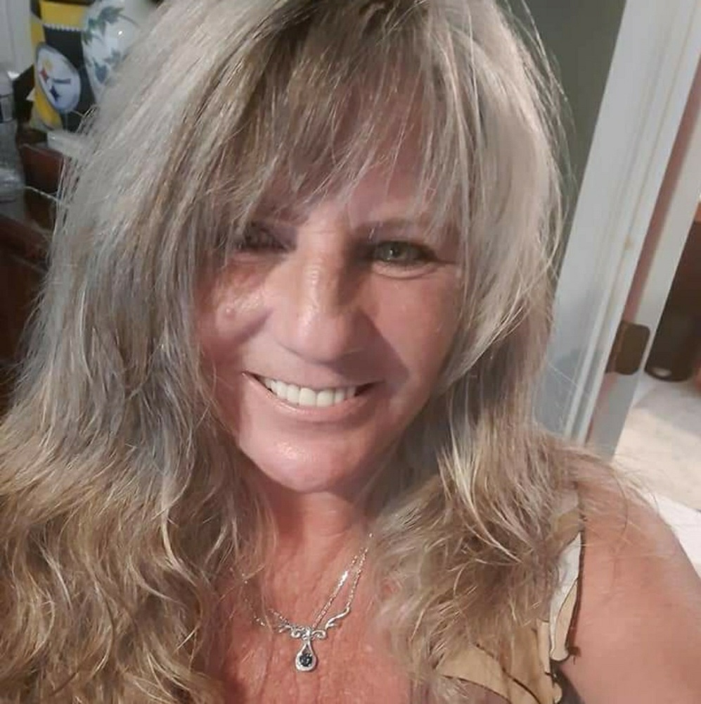 Meet your Posher, Evelyn